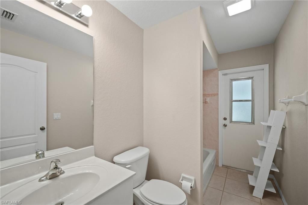 2530 SW 38th St, Cape Coral, FL 33914 Photo