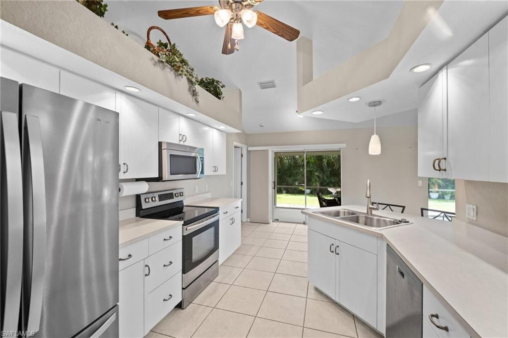 2530 SW 38th St, Cape Coral, FL 33914 Photo