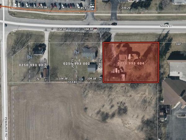 N63W24511 Silver Spring DRIVE, Sussex, WI 53089