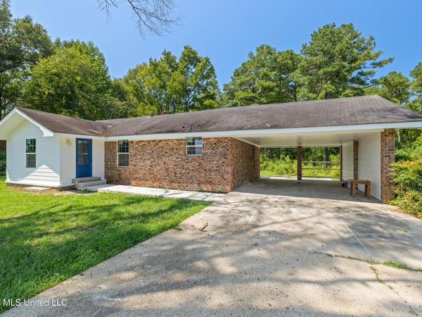 1771 Old Highway 35 N , Columbia, MS 39429