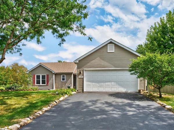 2400 Winfield Lane, BELVIDERE, IL 61008