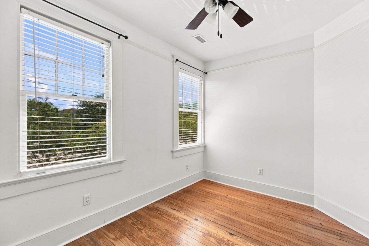 4 Carolina Street Photo 36