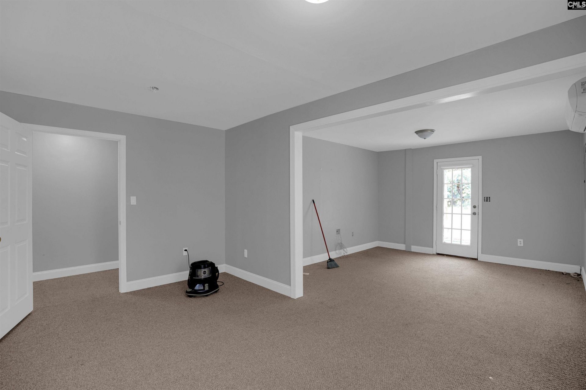 4377 Wheeland Road Photo 16