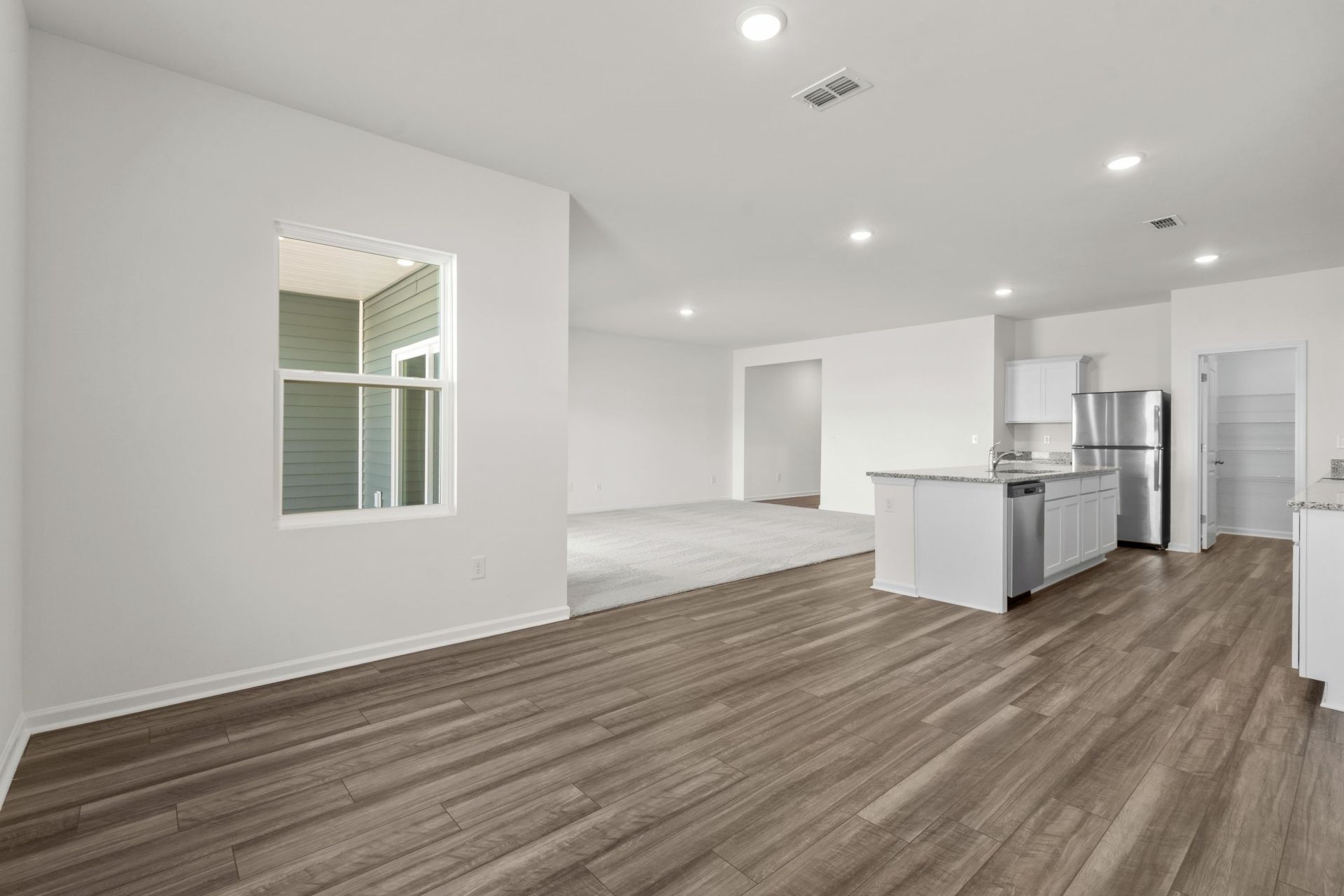 153 Covey Rise Dr Photo 10