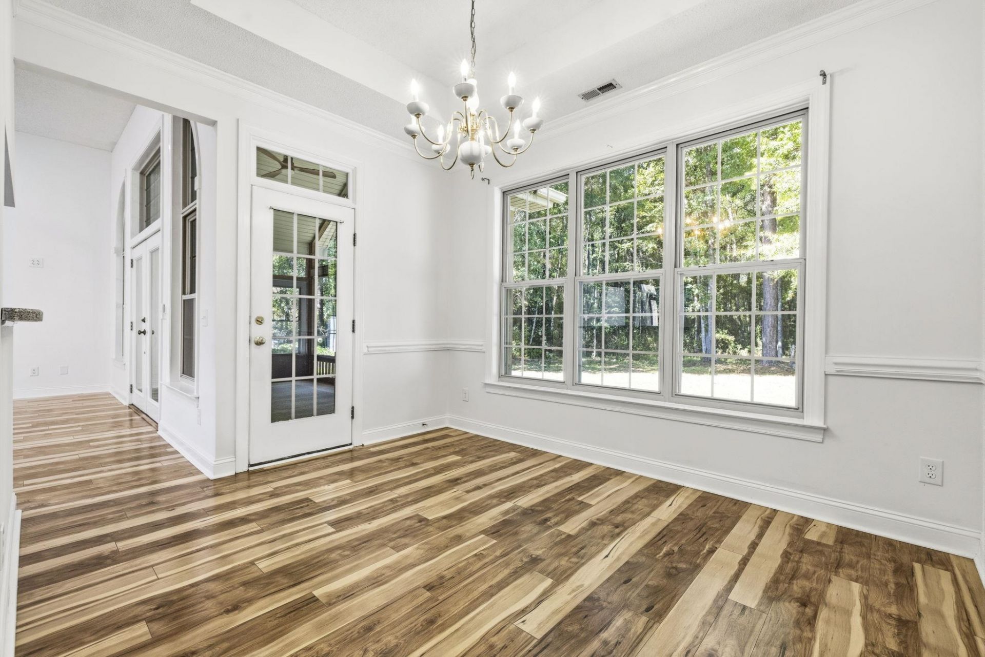 4008 Edenborough Dr. Photo 25