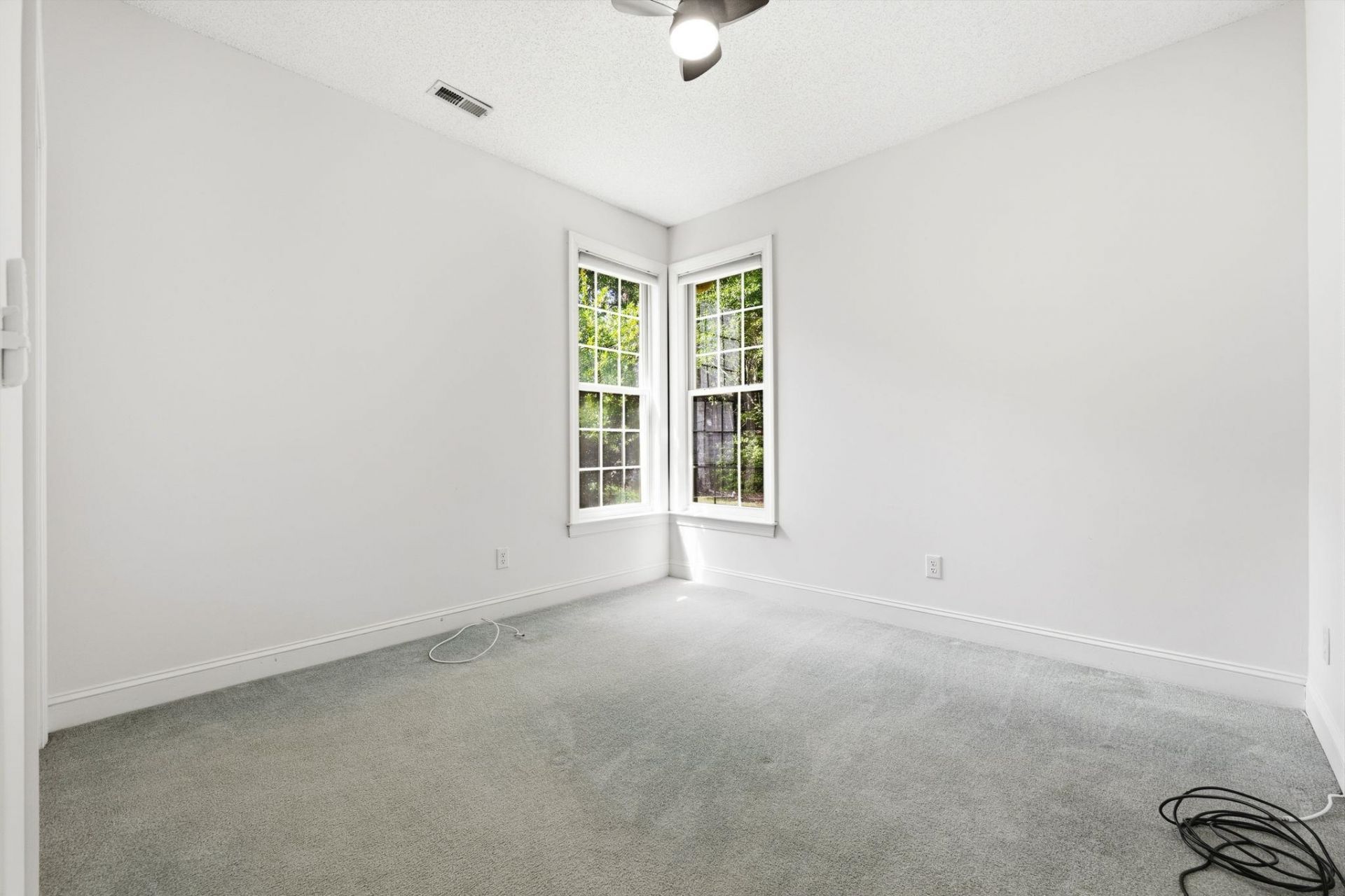 4008 Edenborough Dr. Photo 41