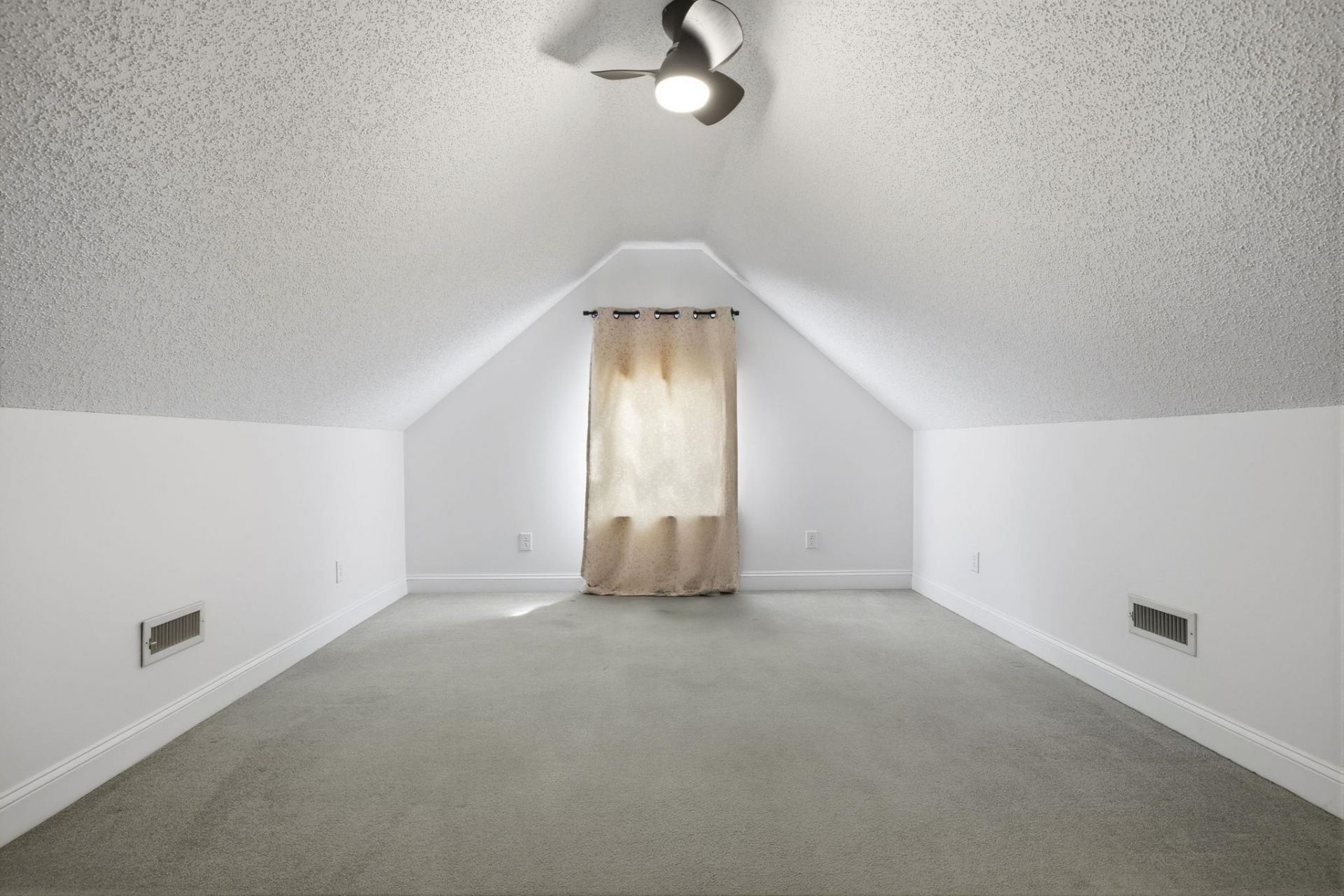 4008 Edenborough Dr. Photo 42