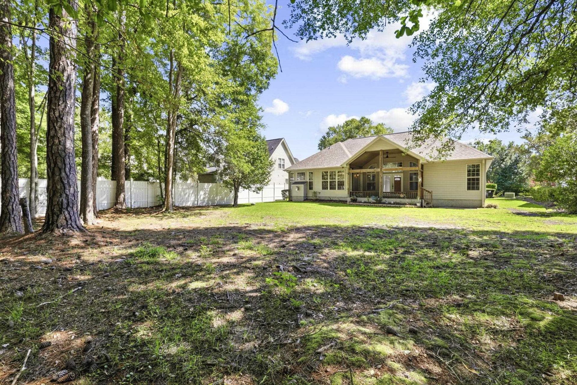 4008 Edenborough Dr. Photo 49
