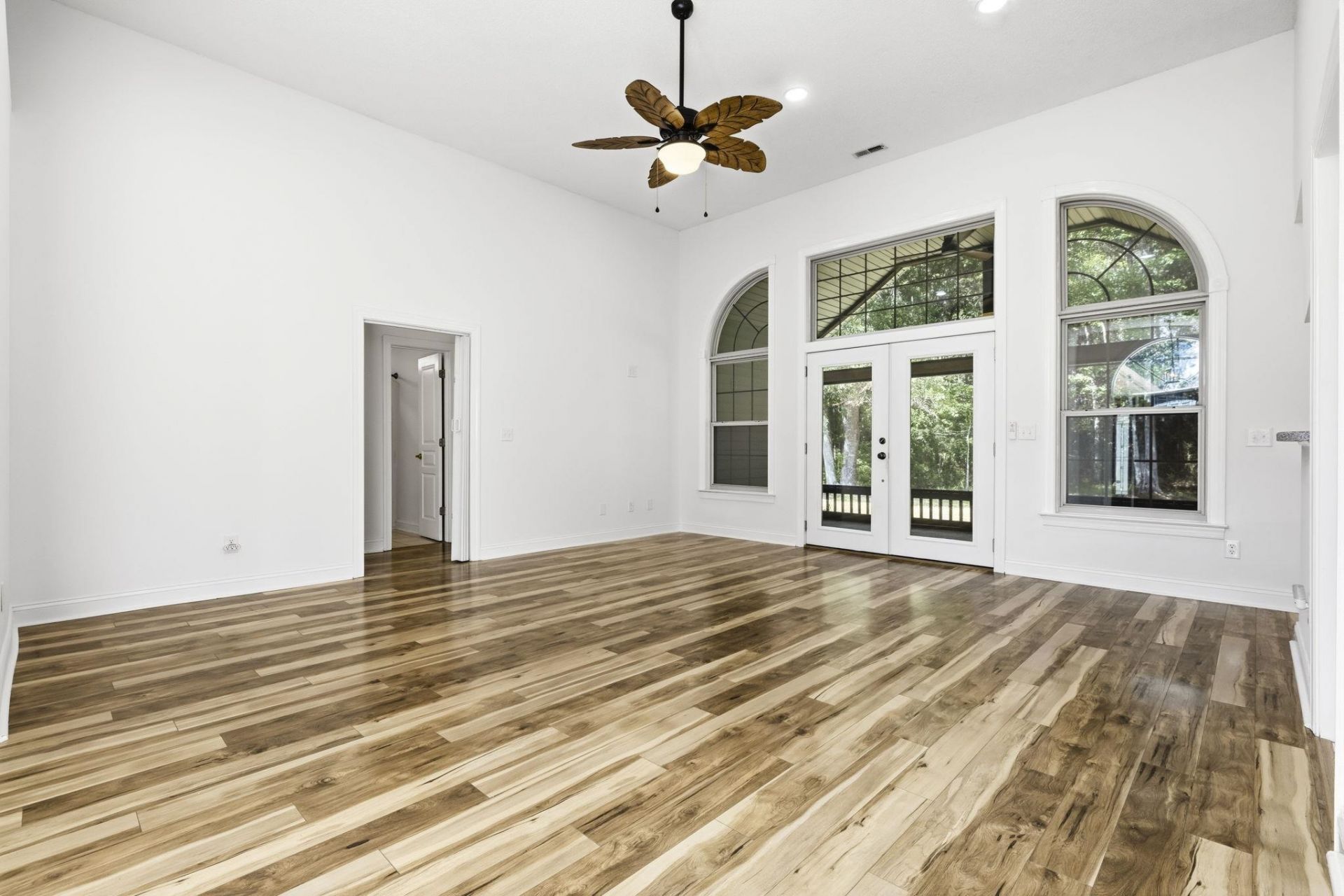 4008 Edenborough Dr. Photo 8