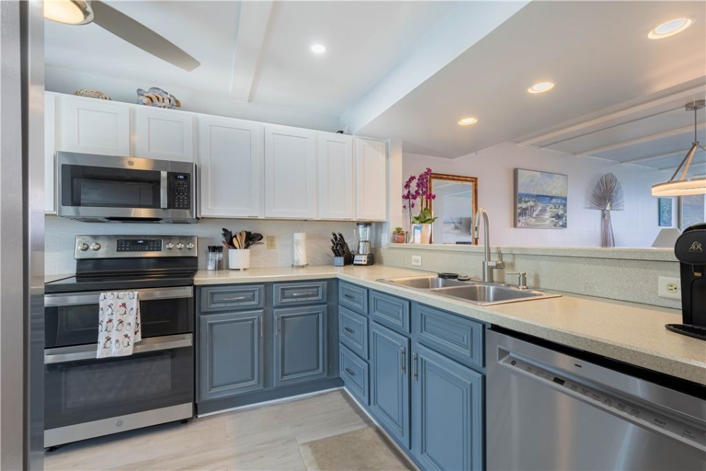 4141 Ocean Drive, Unit 504, Vero Beach, FL 32963 Photo