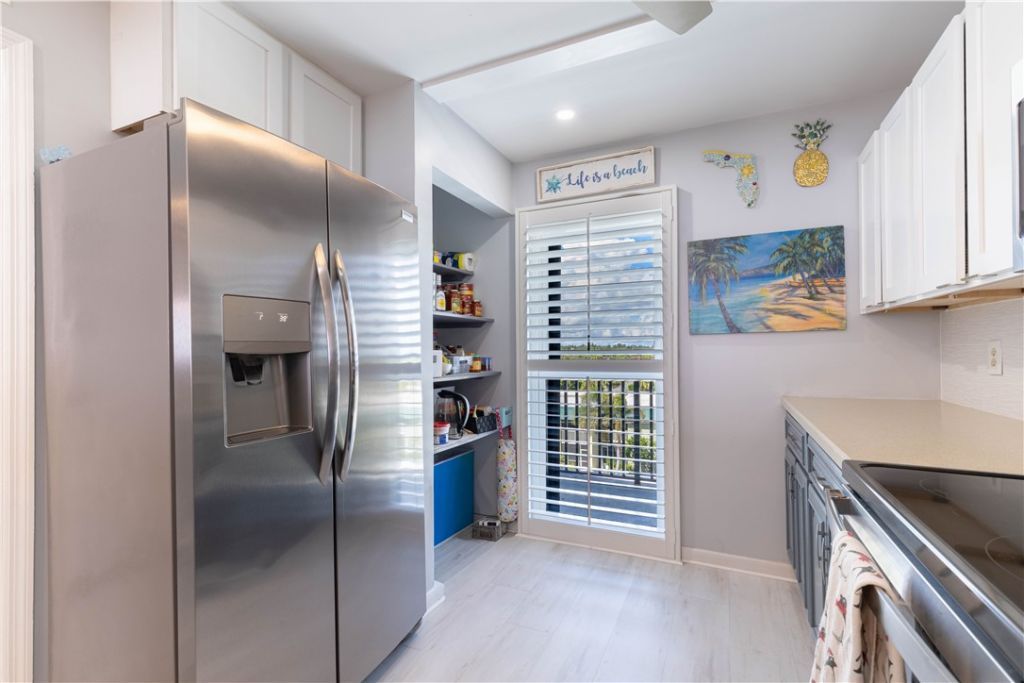 4141 Ocean Drive, Unit 504, Vero Beach, FL 32963 Photo