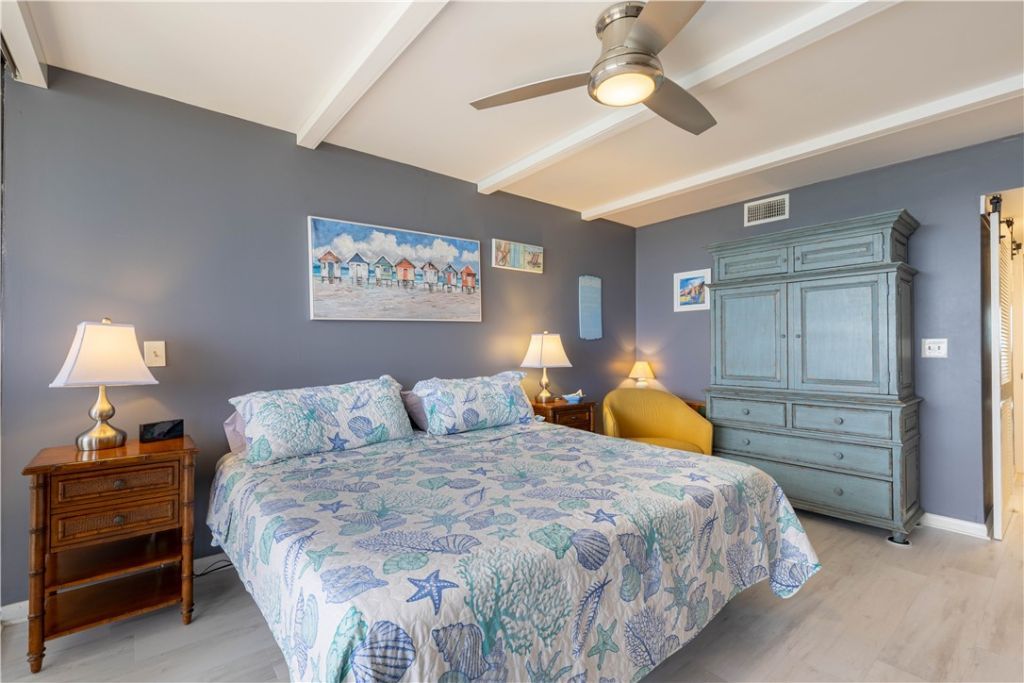 4141 Ocean Drive, Unit 504, Vero Beach, FL 32963 Photo