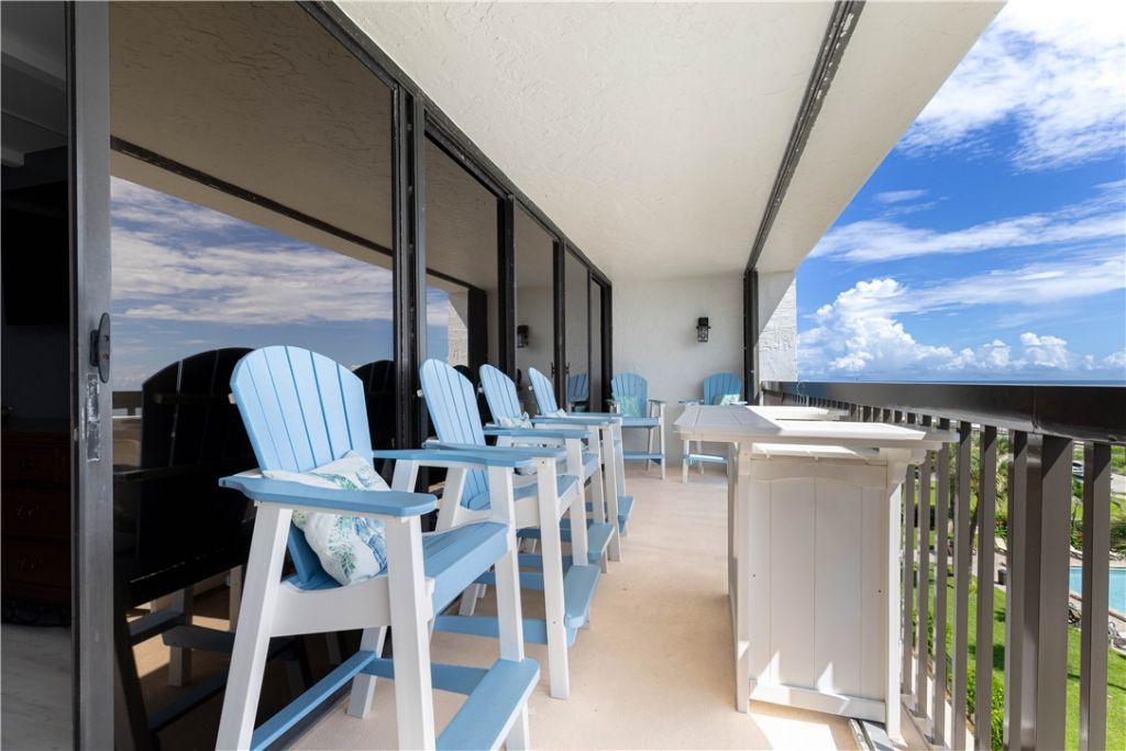 4141 Ocean Drive, Unit 504, Vero Beach, FL 32963 Photo