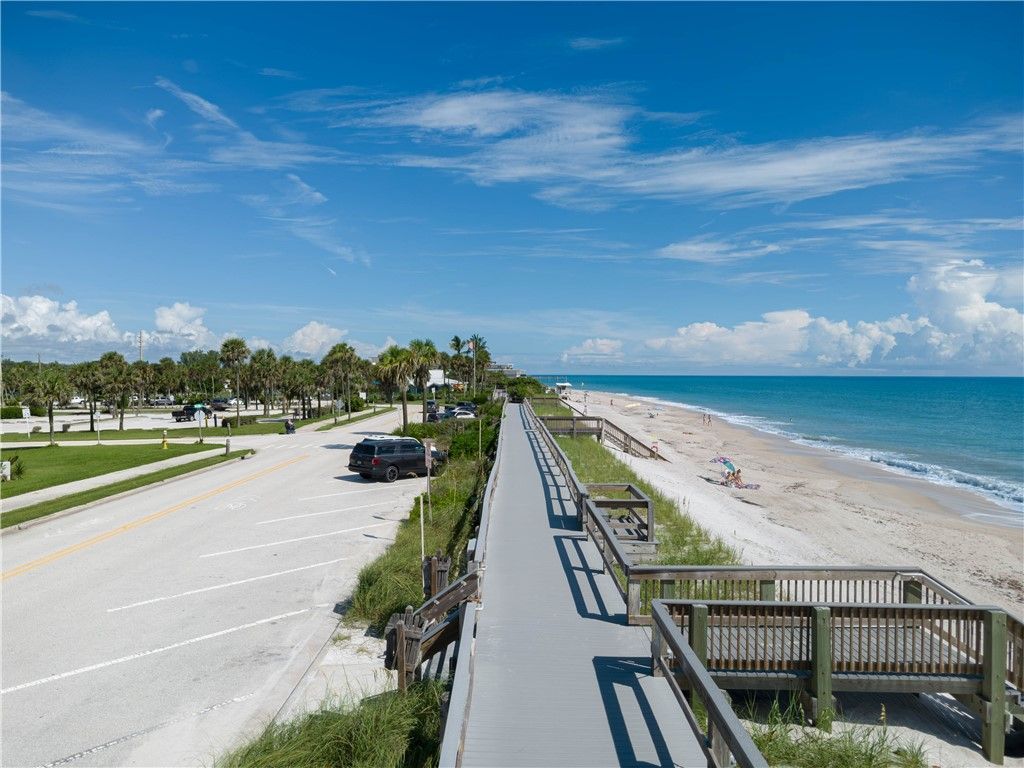 4141 Ocean Drive, Unit 504, Vero Beach, FL 32963 Photo