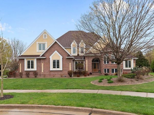 6709 N GULLWING COURT, Appleton, WI 54913