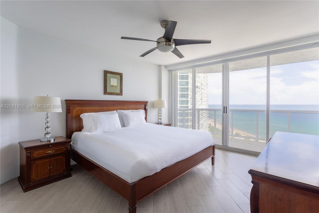 16711 Collins Ave, Unit 1704, Sunny Isles Beach, FL 33160 Photo
