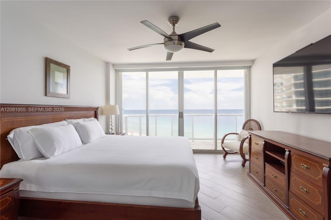 16711 Collins Ave, Unit 1704, Sunny Isles Beach, FL 33160 Photo