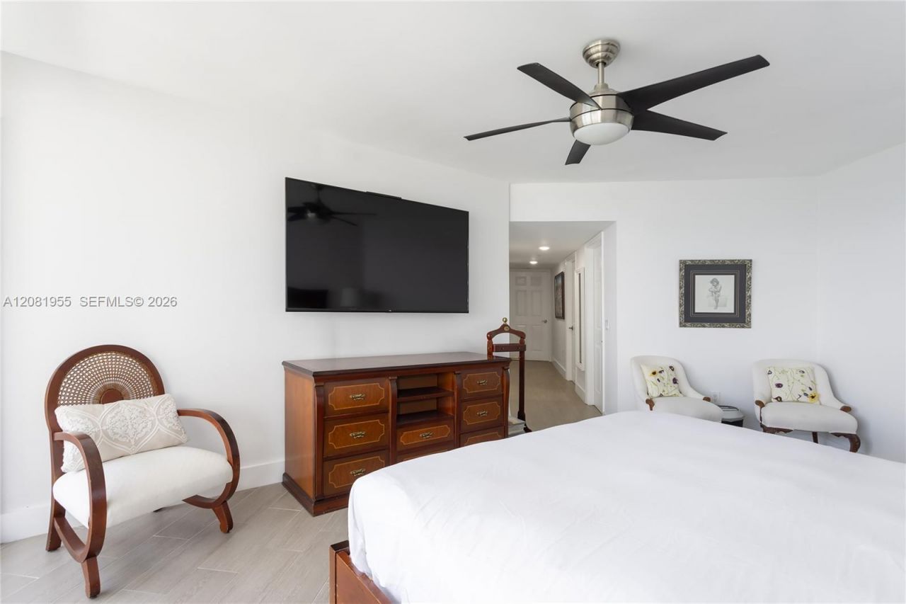 16711 Collins Ave, Unit 1704, Sunny Isles Beach, FL 33160 Photo