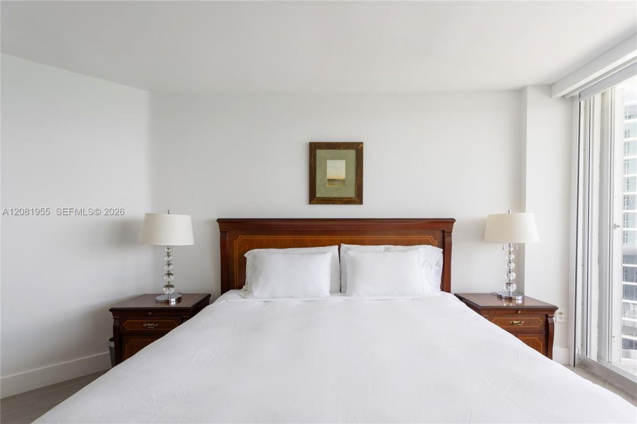 16711 Collins Ave, Unit 1704, Sunny Isles Beach, FL 33160 Photo