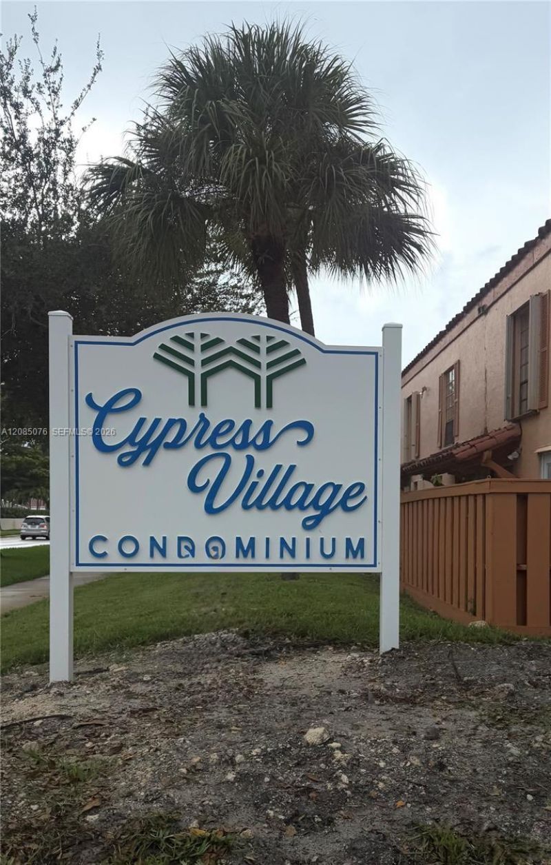 7121 Miami Lakes Dr, Unit Q8, Miami Lakes, FL 33014 Photo