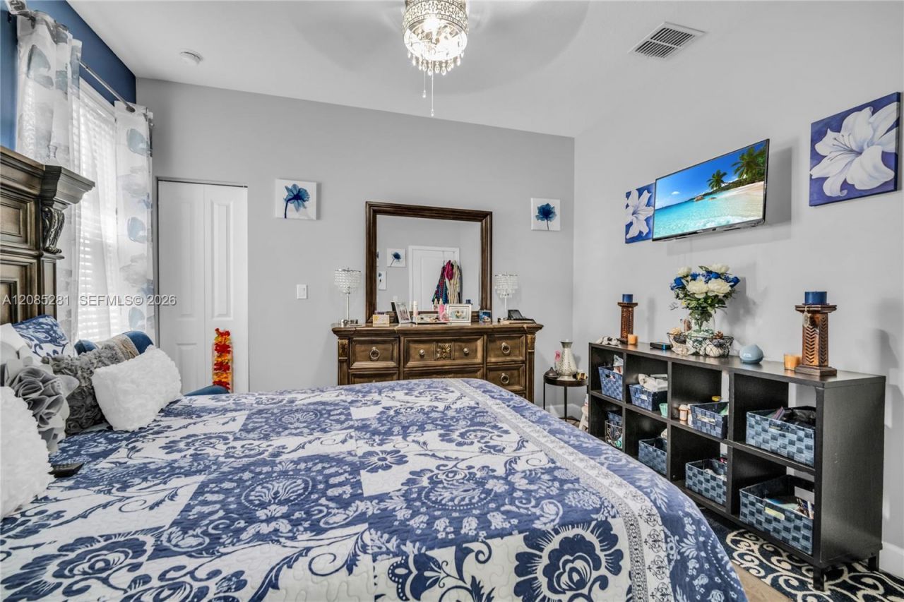 5104 NW 47th St, Tamarac, FL 33319 Photo