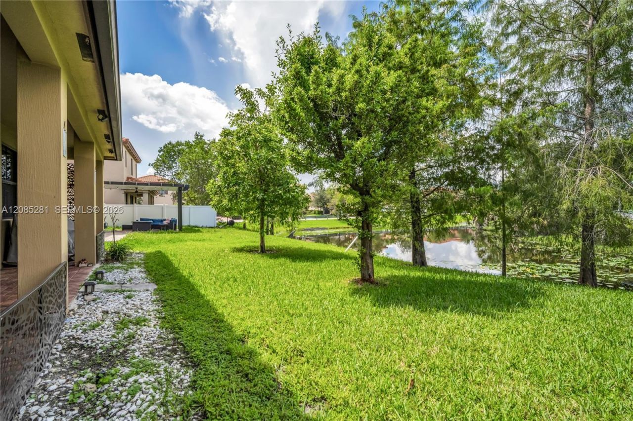 5104 NW 47th St, Tamarac, FL 33319 Photo