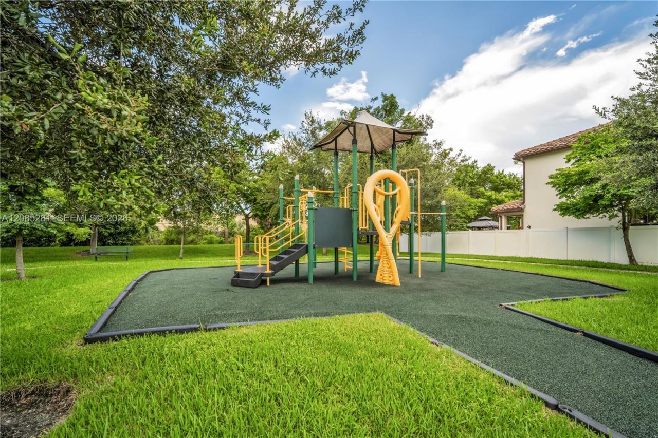 5104 NW 47th St, Tamarac, FL 33319 Photo