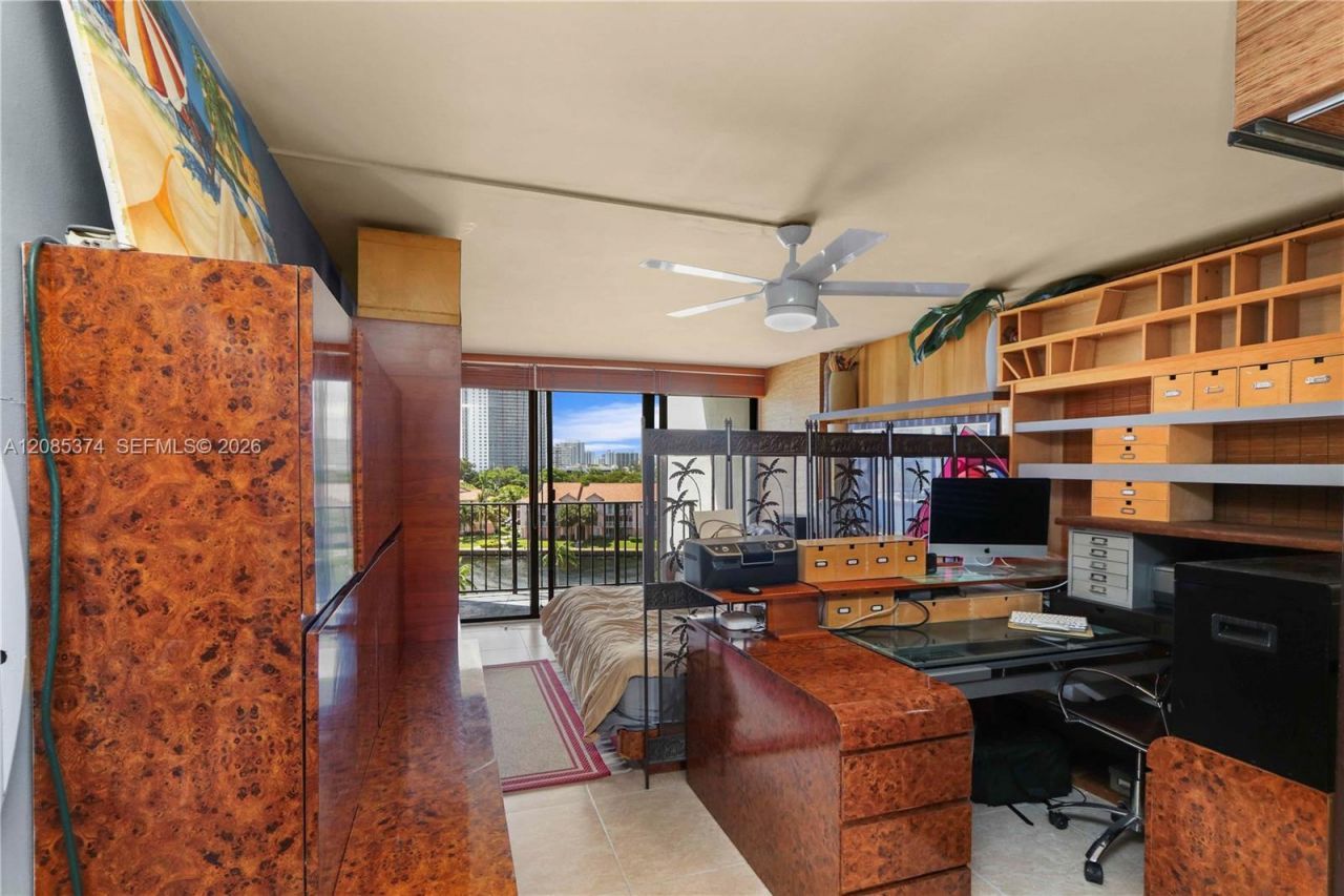 200 Leslie Dr, Unit 724, Hallandale Beach, FL 33009 Photo