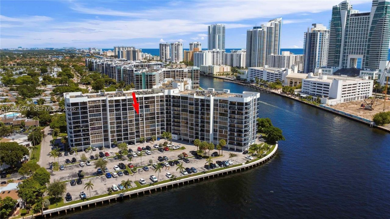 200 Leslie Dr, Unit 724, Hallandale Beach, FL 33009 Photo