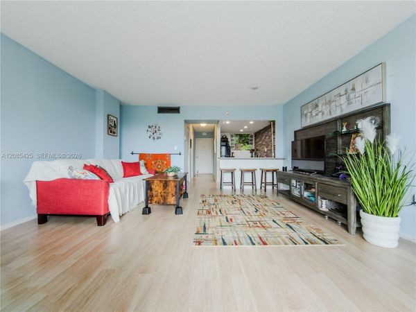 12500 NE 15th Ave , Unit 312, North Miami, FL 33161