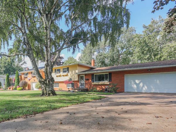2701 Eastwood Drive, Sandusky, OH 44870