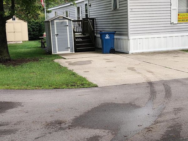 2701 Huizenga Street, Unit 25, Norton Shores, MI 49444