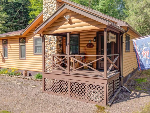 1347F ELK GROVE Road, Benton, PA 17814