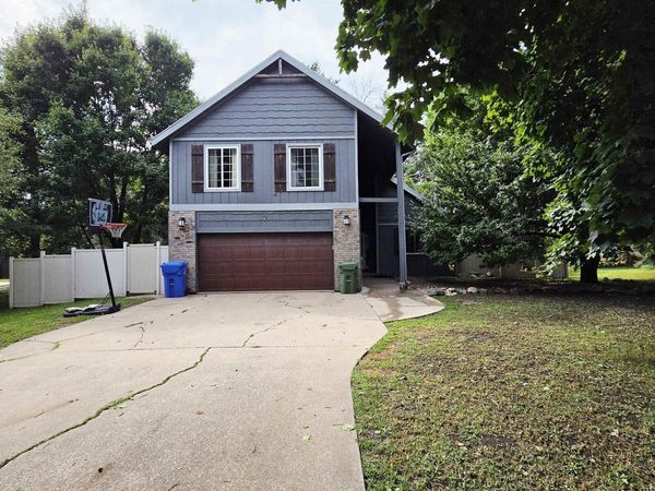 1225 Rush Ridge Road, Jefferson, IA 50129