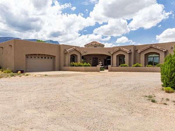 15 Casa Terrenos , Placitas, NM 87043