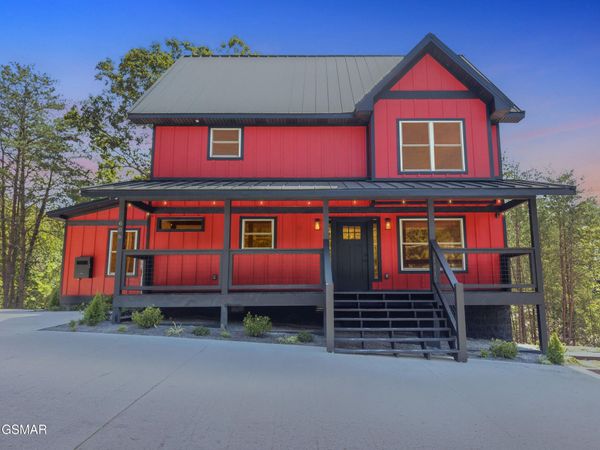 606 Cedar Road , Pigeon Forge, TN 37863