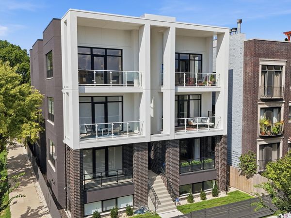 2456 W Cortez Street, Unit 3W, Chicago, IL 60622