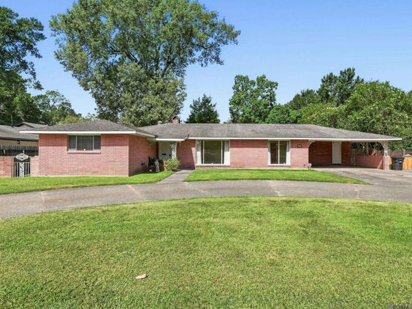 780 Sherwood Forest Blvd, Baton Rouge, LA 70815