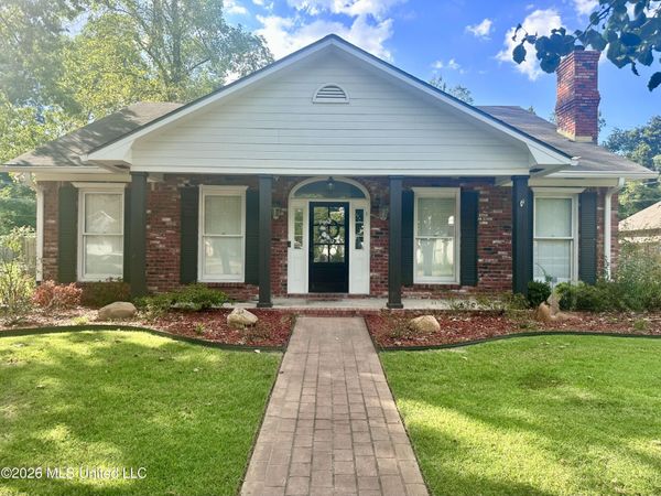 806 Lindberg Avenue, Natchez, MS 39120