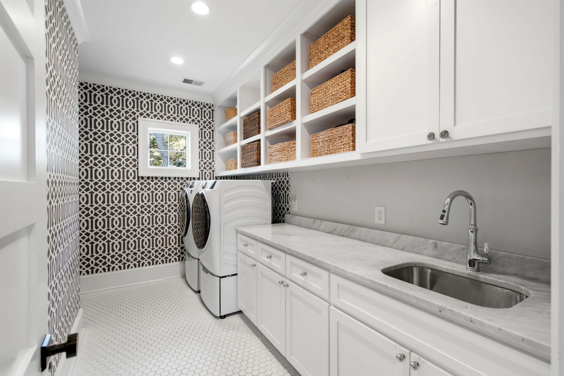 1412 Poe Avenue Photo 33