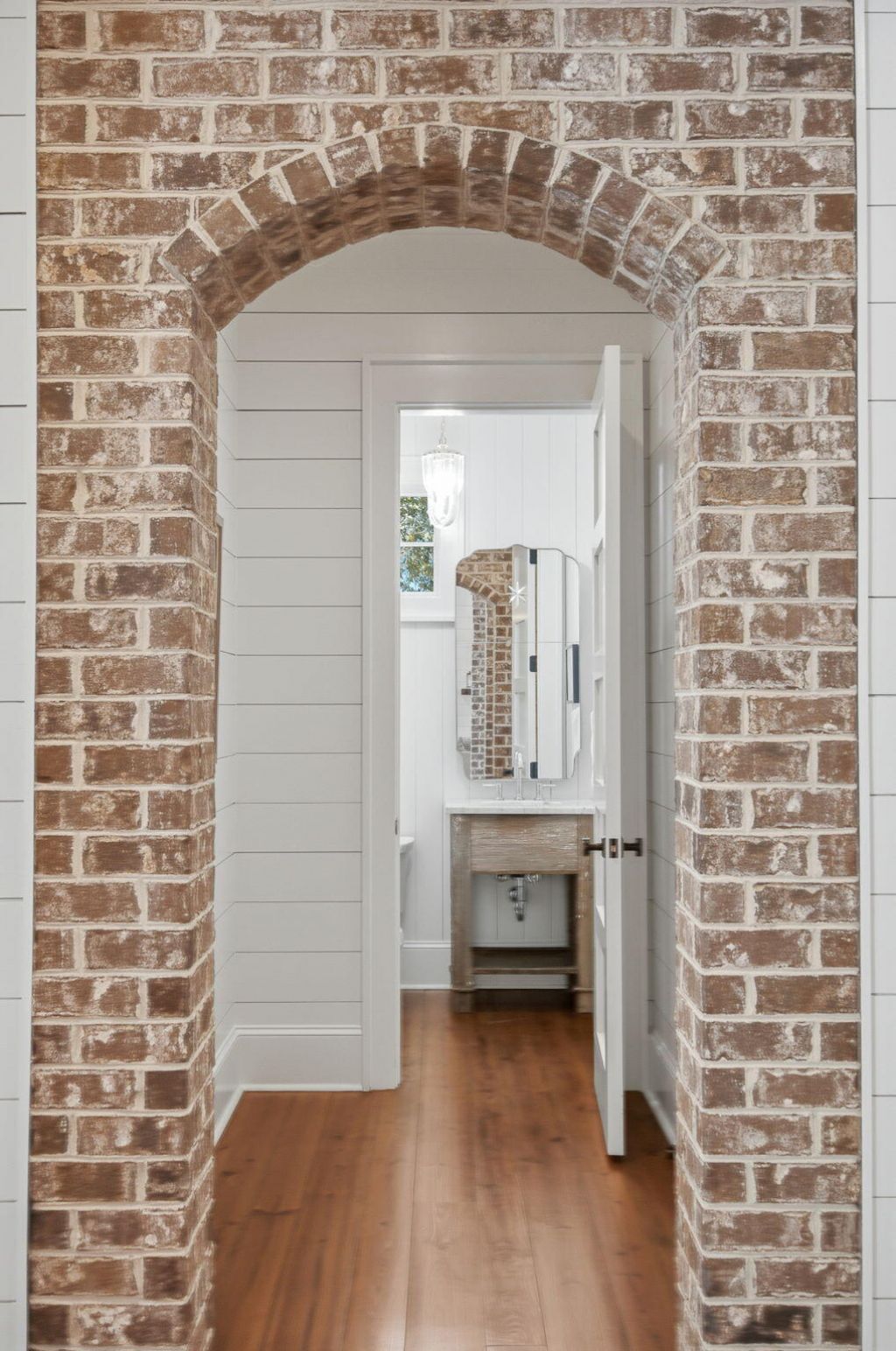 1412 Poe Avenue Photo 8