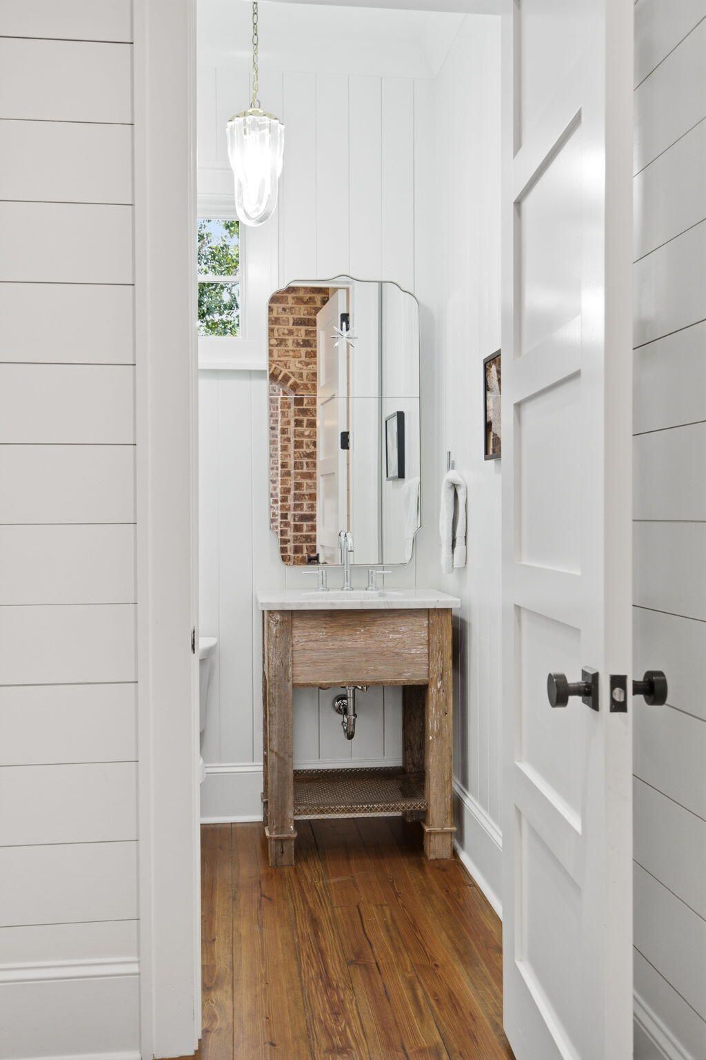 1412 Poe Avenue Photo 9