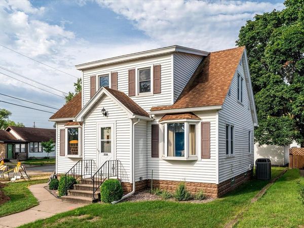 2126 16th STREET S, La Crosse, WI 54601