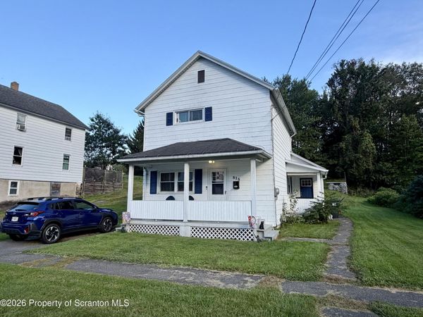 818 Hill Street, Mayfield, PA 18433