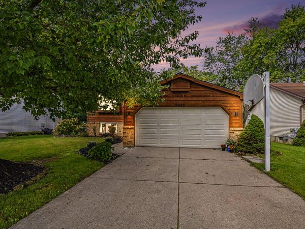5083 Pillar Creek Avenue SE, Kentwood, MI 49508