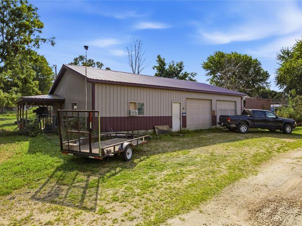 109 S Front Street, Greeley, IA 52050