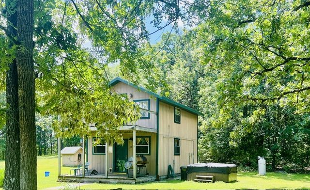 11922 E Devils Den Road, Winslow, AR 72959 Main Photo