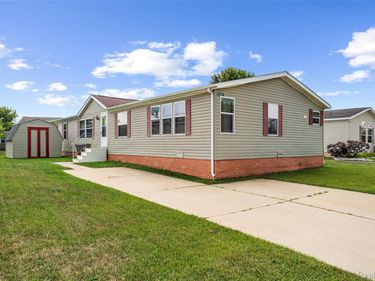 885 Tanner Landing , Raisinville Township, Mi 48161