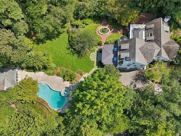 3990 E Brookhaven Drive NE, Atlanta, GA 30319