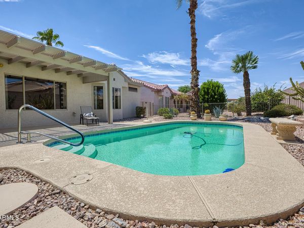 16132 W SUN PRAIRIE Lane, Surprise, AZ 85374